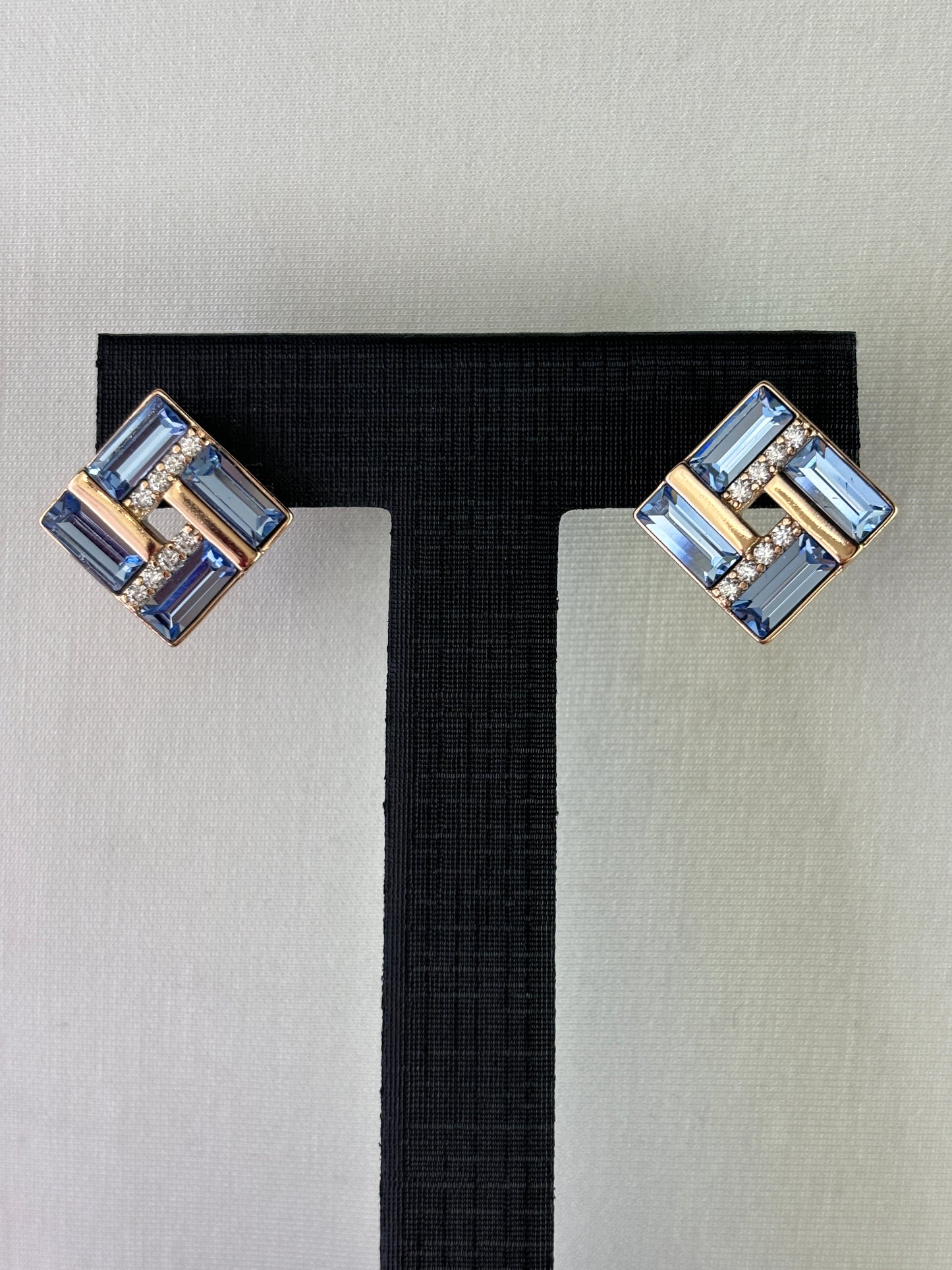 Lucky Turn Blue Earrings