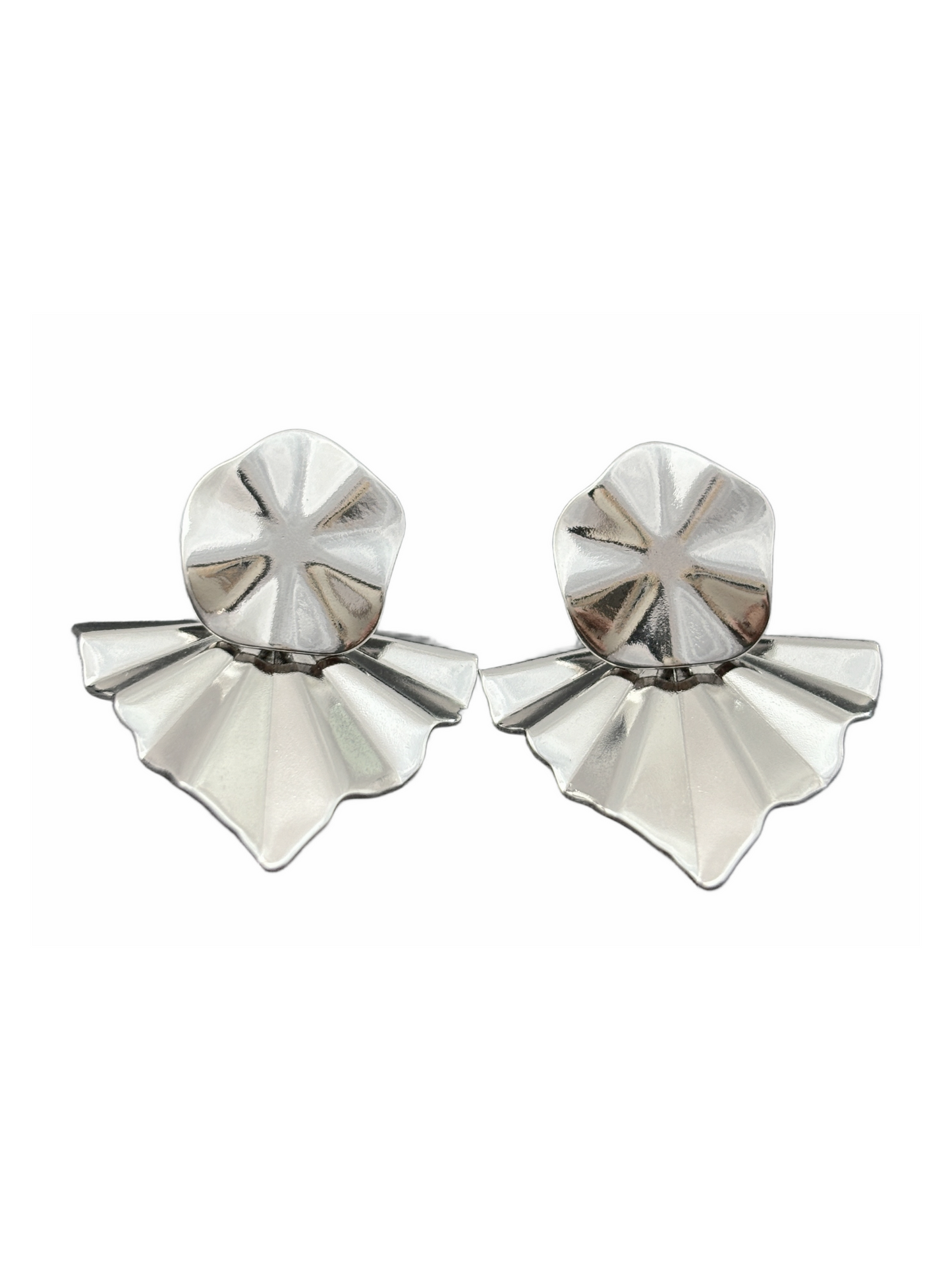Minimalist fan-shaped earrings