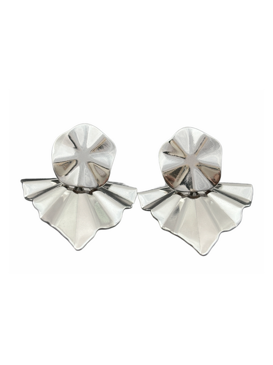 Minimalist fan-shaped earrings